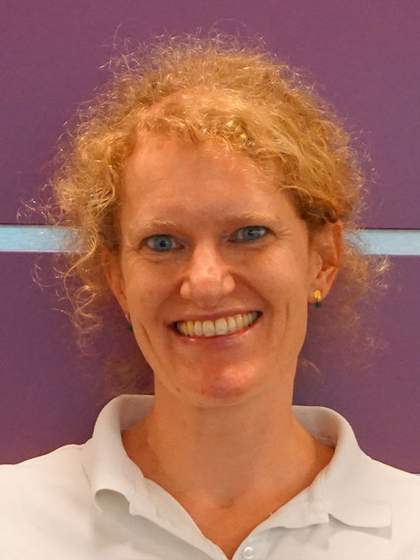 Dr. med Annalina Avram